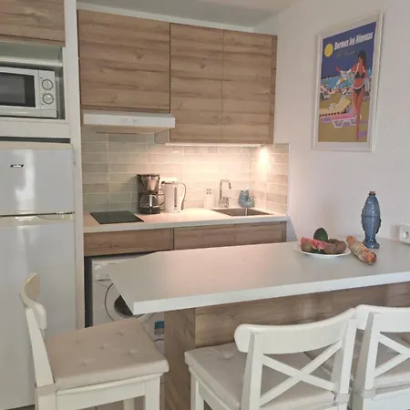 Appartamento Avec Terrasse à 150m De La